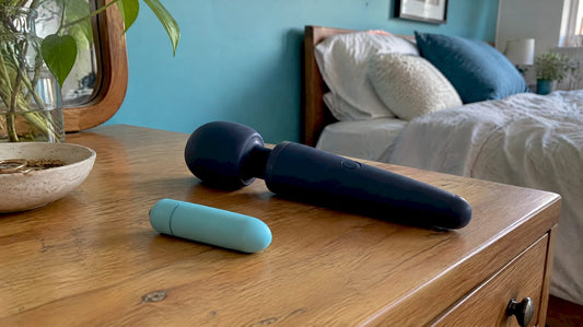 Bullet vibrator and wand side by side